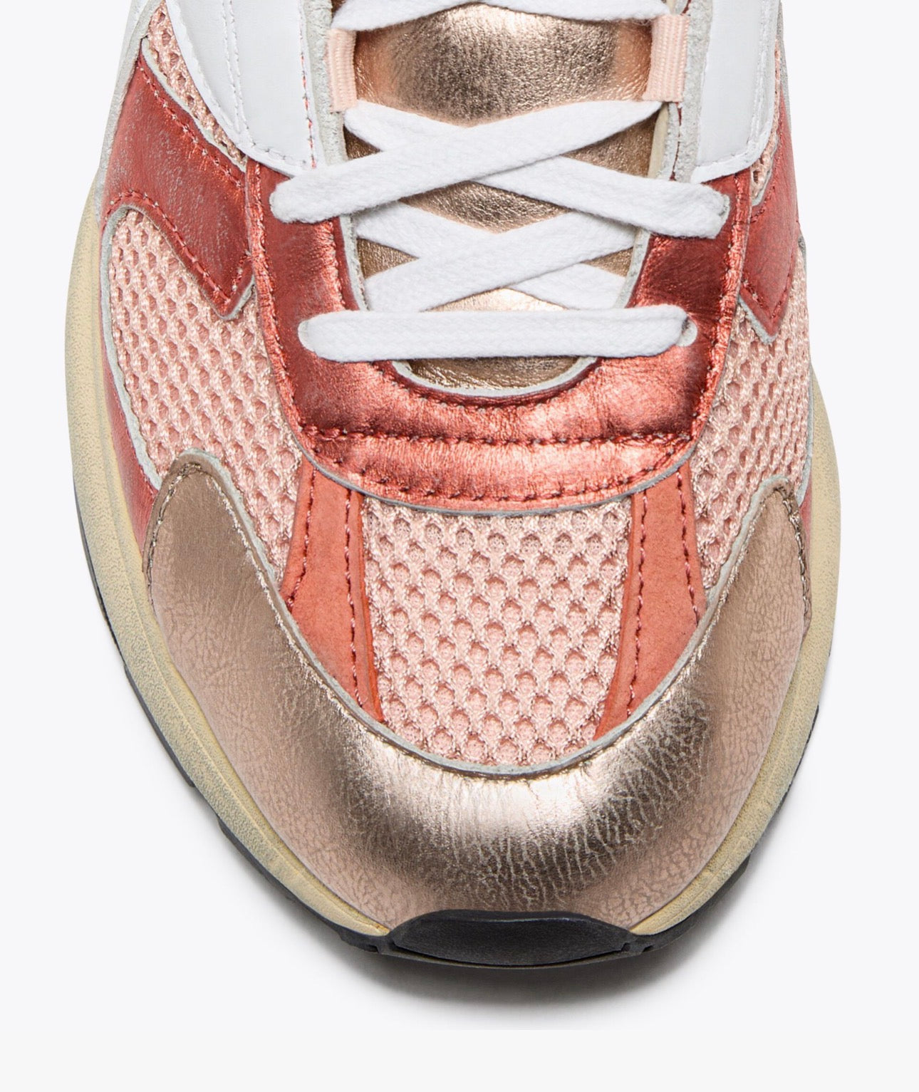 Diadora