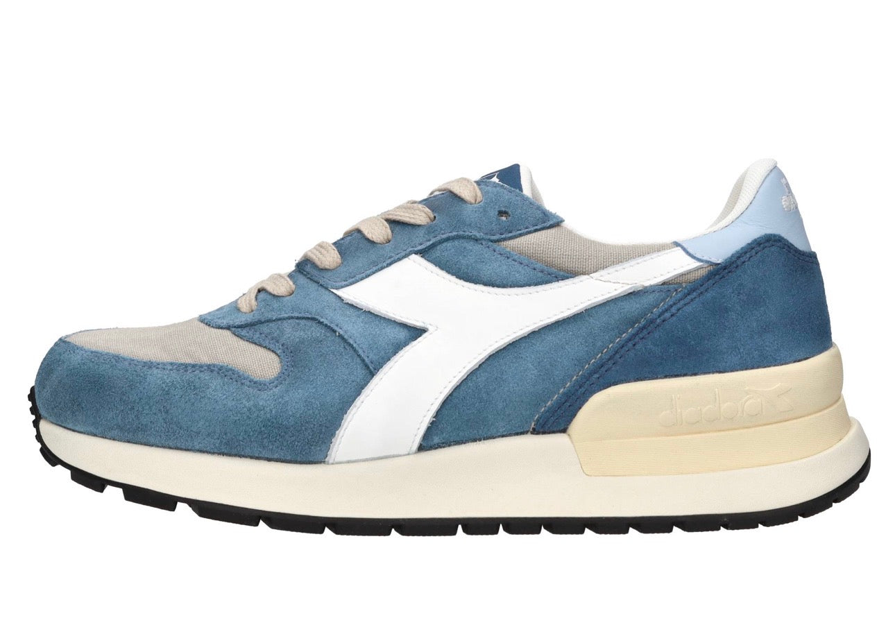 Diadora