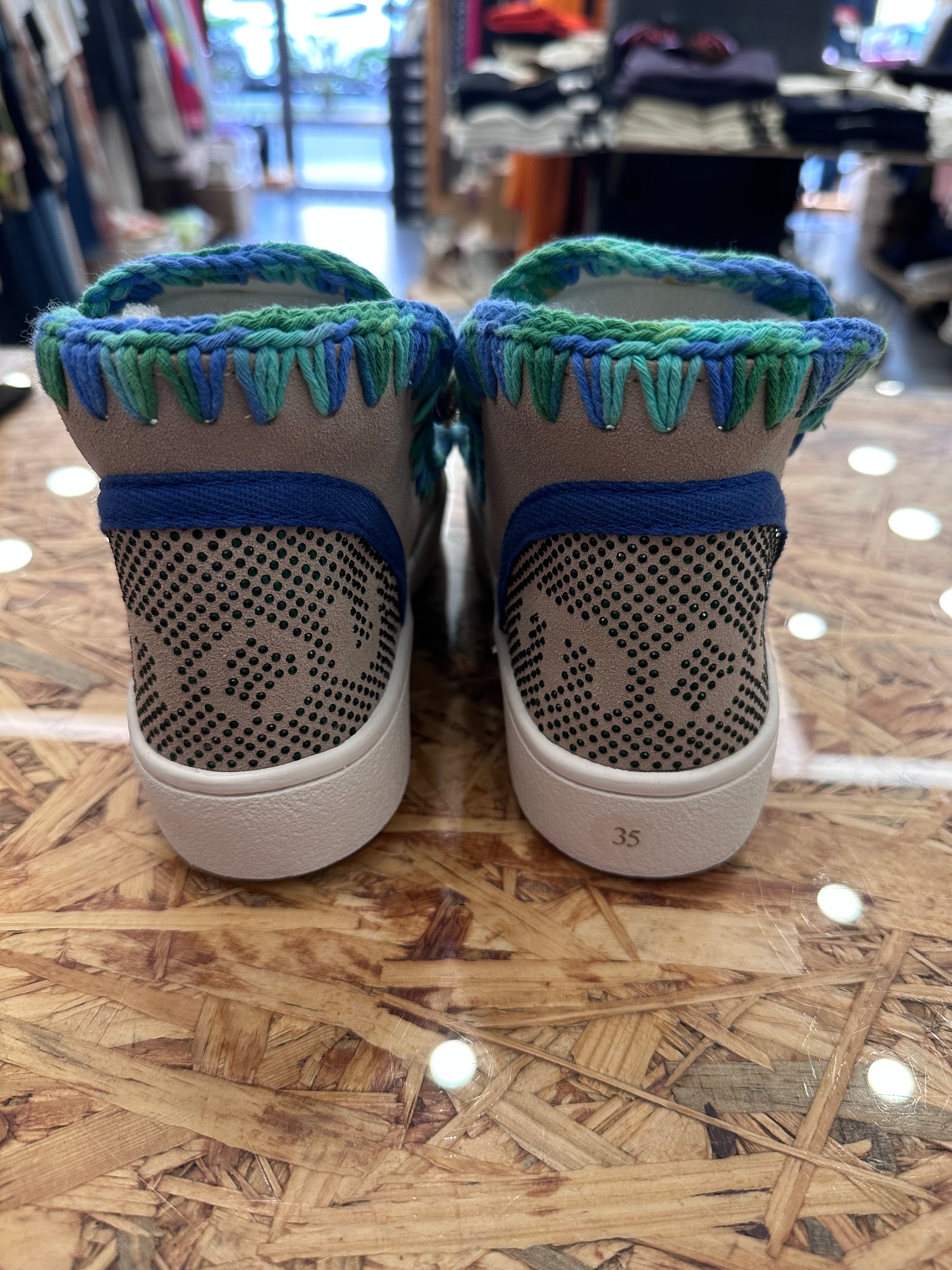 Mou Summer Eskimo Sneaker Perforated Logo Donna